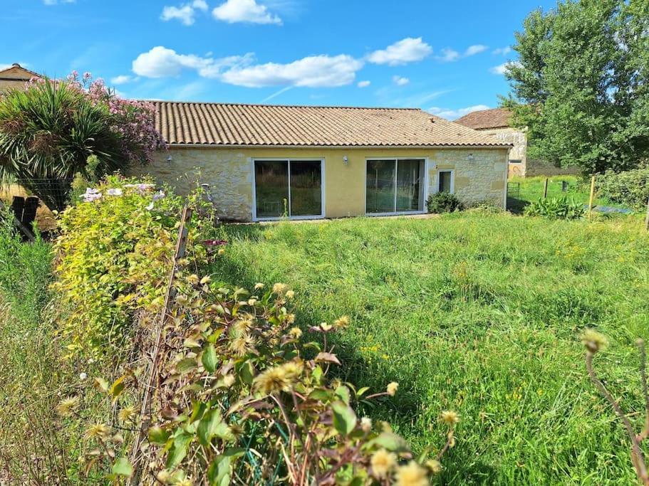 Holiday home Le Clos De La Borie *